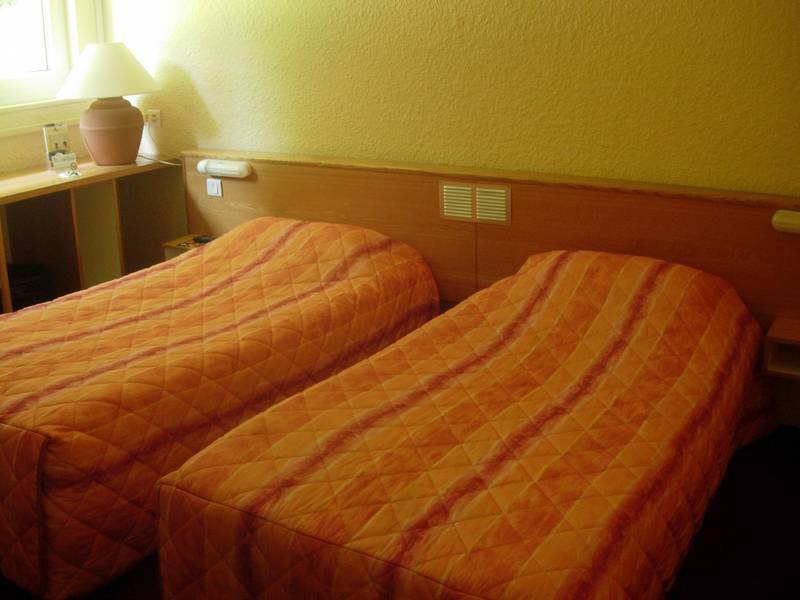 Logis Hotel Atrium Epinal Golbey Chavelot Ngoại thất bức ảnh